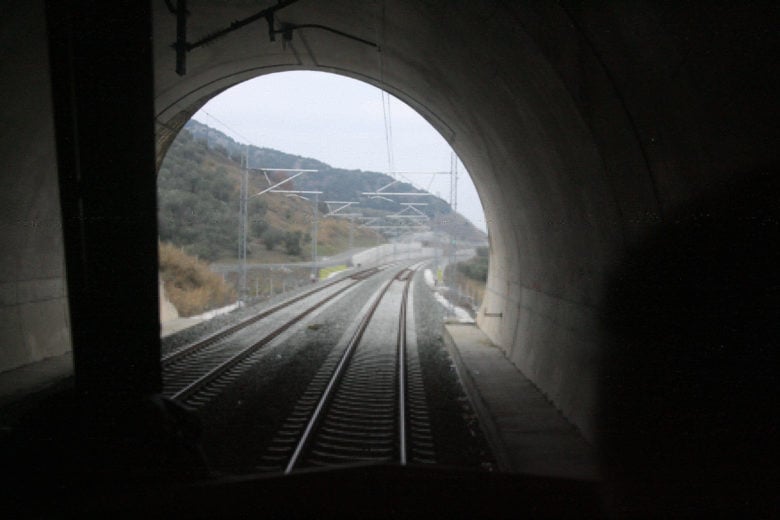 Διακόπτονται από την Τετάρτη και μέχρι τις 24/10 τα σιδηροδρομικά δρομολόγια στο τμήμα Θεσσαλονίκης-Σέρρες
