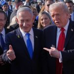 Ο Τραμπ ζήτησε από τον πρόεδρο του Ισραήλ την απονομή χάριτος στον Νετανιάχου που διώκεται για διαφθορά