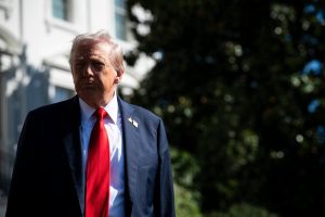 Τραμπ: Ταξιδεύει στη Μέση Ανατολή για να κλείσει ιστορική ειρηνευτική συμφωνία