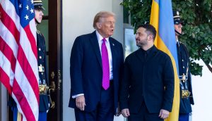 Ο Ζελένσκι έδειξε στον Τραμπ χάρτες με πιθανούς στόχους εντός της Ρωσίας