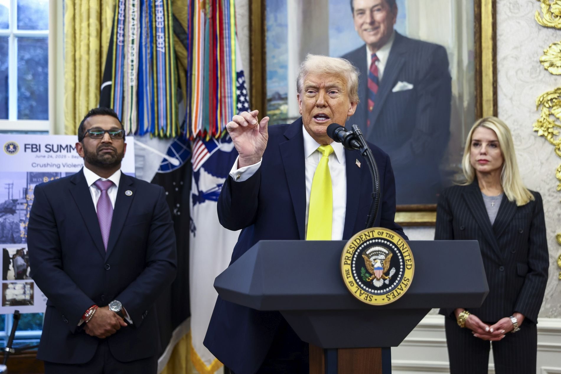 Ρεσιτάλ Τραμπ: Είμαστε σε πόλεμο με την Κίνα - Τι θα κάνει η CIA με τον Μαδούρο - Τι ζήτησε από τον Πούτιν