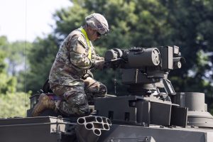 Μυστηριώδης σύμμαχος του Τραμπ δωρίζει 130 εκατομμύρια δολάρια για τους μισθούς των στρατιωτών!