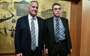 Βορίδης σε Βάρρα: «Μία ακόμη θεωρητική κατασκευή χωρίς πραγματικό υπόβαθρο»