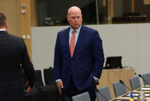 Γουίτακερ, NATO