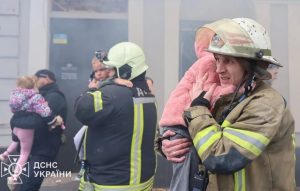 Ρωσική επίθεση με drones σε νηπιαγωγείο στο Χάρκοβο: Τουλάχιστον επτά νεκροί, ανάμεσα τους δύο παιδιά – Οργή Ζελένσκι