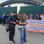 ΥΠΑΙΘΑ: Νέα διαμαρτυρία για τις συγχωνεύσεις τάξεων - Ηχηρό «όχι» από γονείς και εκπαιδευτικούς