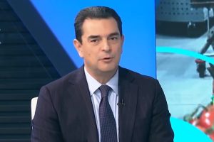 Κώστας Σκρέκας: Ο Αλέξης Τσίπρας αρνείται να κάνει την αυτοκριτική του