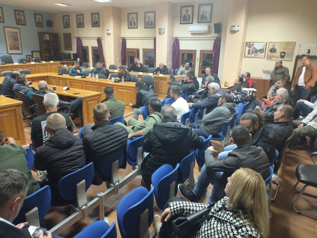 «Ζεσταίνουν» τις μηχανές τους οι αγρότες Ανατολικής Εορδαίας και Νότιας Λεκάνης Βεγορίτιδας