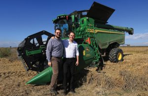 Ο «βασιλιάς» στο αλώνισμα ρυζιού John Deere S7 προσγειώθηκε Θεσσαλονίκη