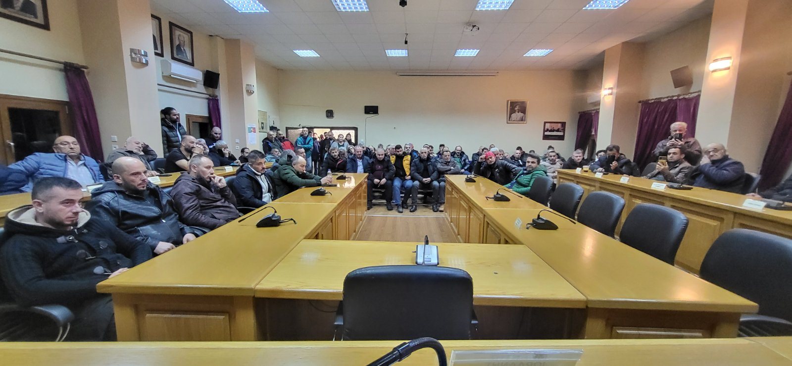 Μπλόκα στις 2 Δεκεμβρίου αποφάσισαν οι αγροκτηνοτρόφοι Αμύνταιου και Εορδαίας