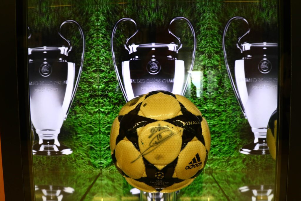 «Μας κλέψατε την ιδέα του νέου Champions League»