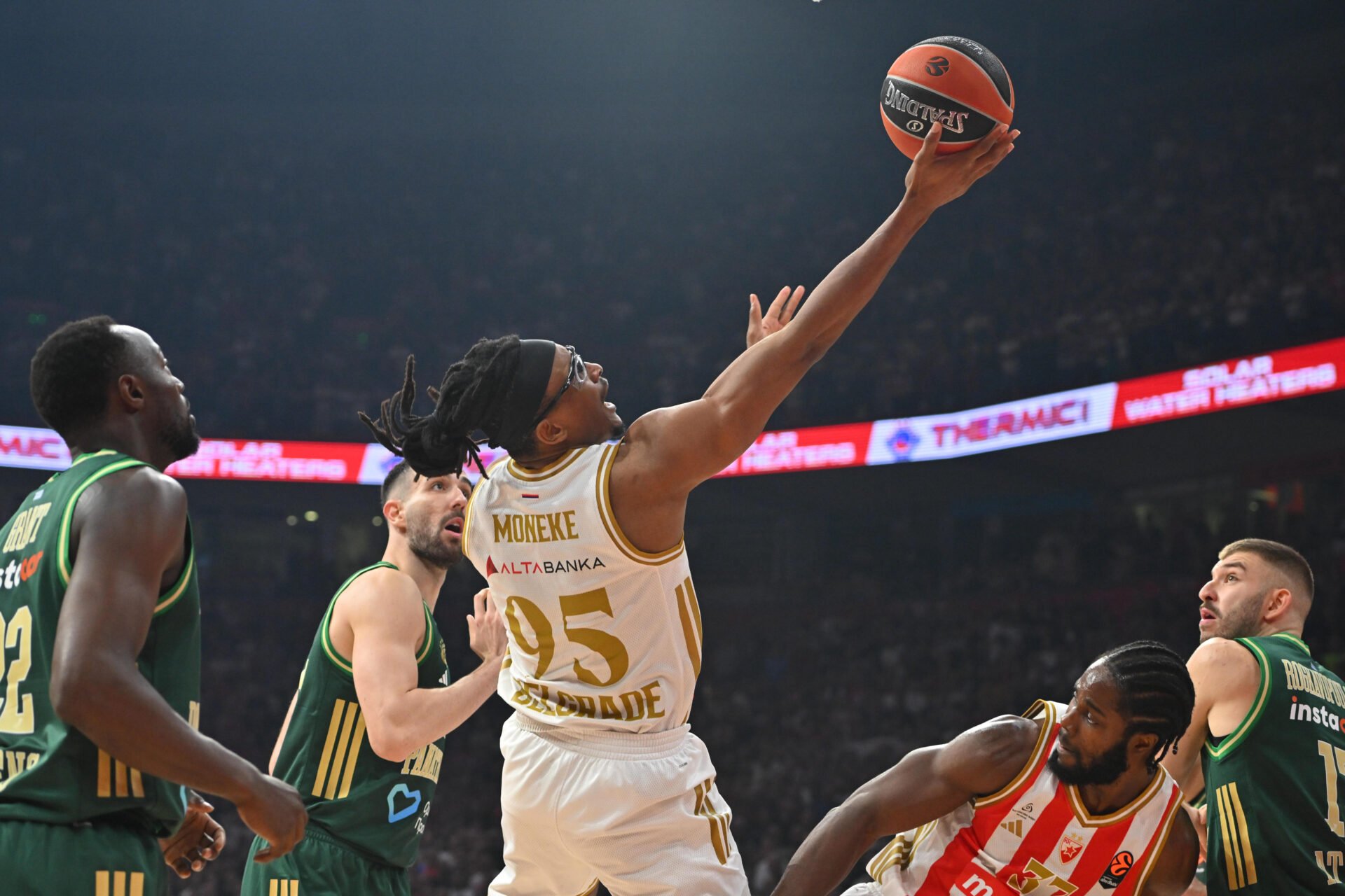 Εφιάλτης στο Βελιγράδι για τον Παναθηναϊκό - Συντριβή από τον Αστέρα με 68-86