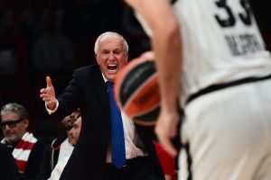 Απίθανο! Ο Ομπράντοβιτς διόρθωσε τα ελληνικά του μεταφραστή!