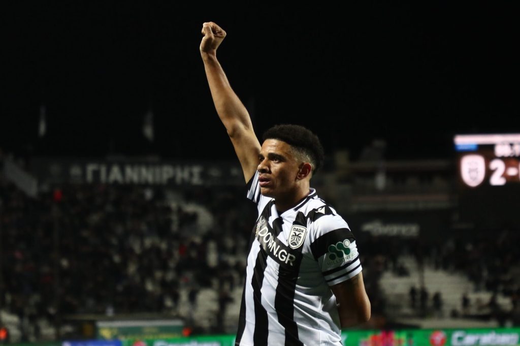 Ο... έφηβος Τάισον και ο....ώριμος Τεττέη έδωσαν μαθήματα στην Τούμπα