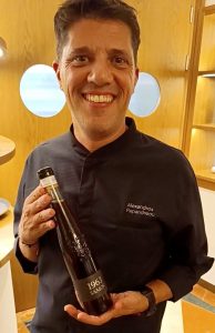 Τα λαμπερά μοσχάτα του ΕΟΣ Σάμου «στόλισαν» τον Αττικό Ουρανό - Winetrails