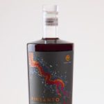 Oκτώ χρόνια ωρίμανσης και μόλις 1.000 φιάλες Vinsanto Mikra Thira από παλιά αυτόρριζα αμπέλια - Winetrails