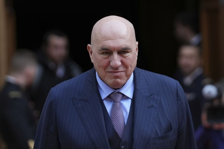 «Δεν ξέρω τι έχει στο μυαλό του ο Πούτιν, δεν είμαι αισιόδοξος», δήλωσε ο Ιταλός υπουργός Άμυνας