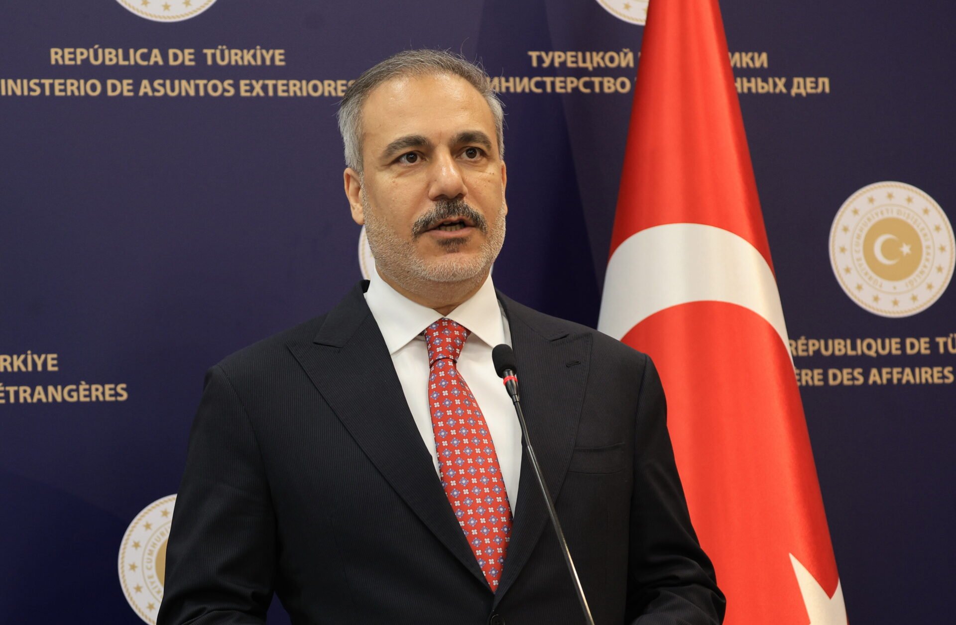 Φιντάν: Μετά την συμφωνία με το Ιράκ καλεί τις ισλαμικές χώρες σε σύσκεψη