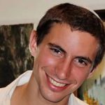 Το Ισραήλ παρέλαβε το λείψανο του υπολοχαγού Γκόλντιν που είχε σκοτωθεί στη Γάζα το 2014