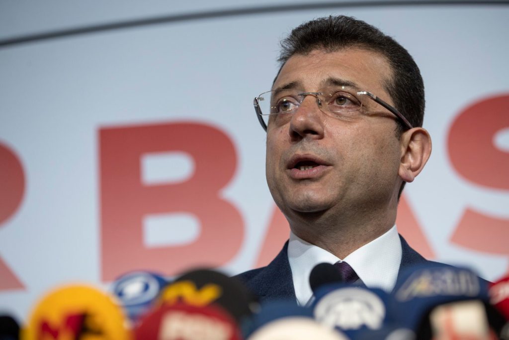 Αυτά συμβαίνουν μόνο στην Τουρκία: Ο εισαγγελέας ζητά την φυλάκιση του Ιμάμογλου για 2.500 χρόνια