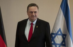 Ο υπουργός Άμυνας του Ισραήλ απειλεί να εντείνει τις επιθέσεις εναντίον της Χεζμπολάχ