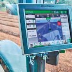 «Στρατιά» από 552 GPS ελέγχει τη δακοκτονία 13,6 εκατ. ελαιoδέντρων στην Πελοπόννησο