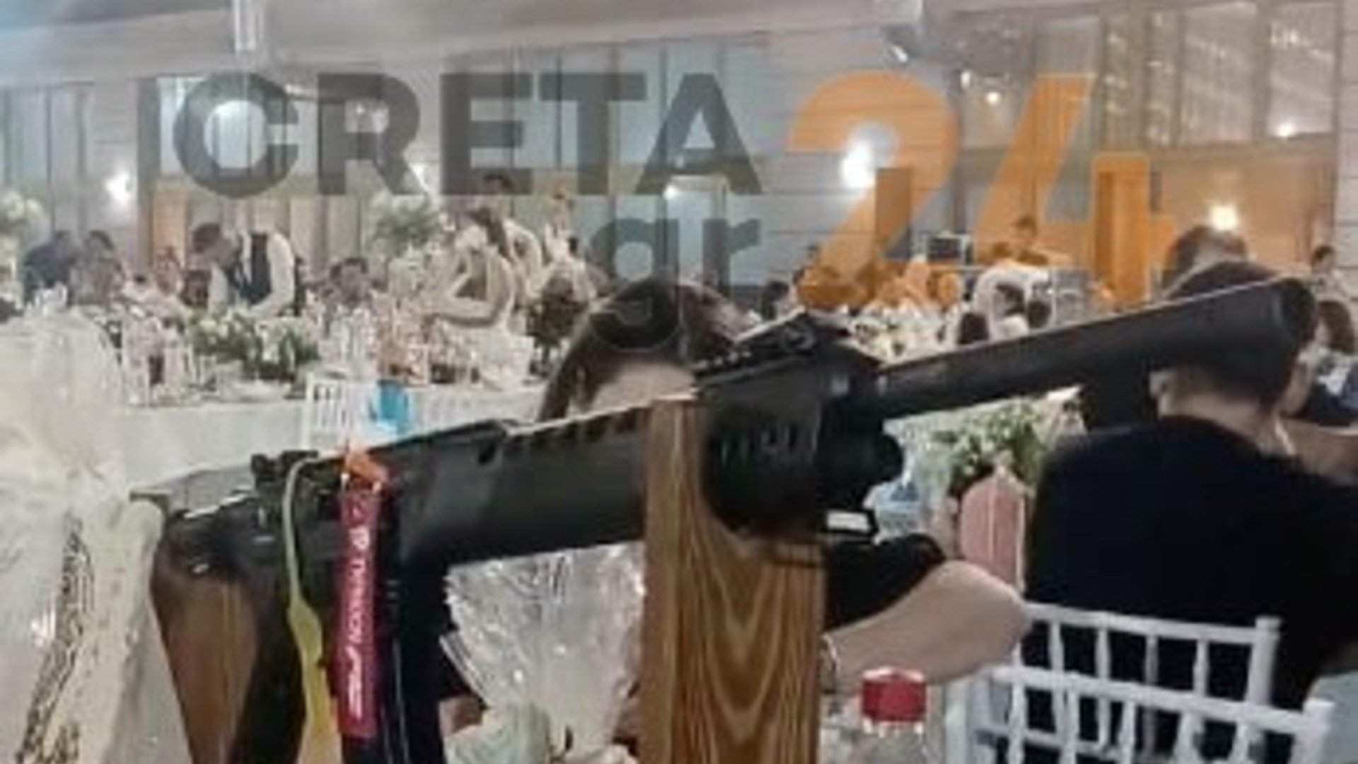 Το Κρητικό όπλο πάει παντού!