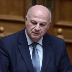 Κώστας Τσιάρας: «Καμία χώρα που επέλεξε τον εμβολιασμό δεν εξάλειψε την ευλογιά» - Απάντηση ΥπΑΑΤ στις αιτιάσεις της αντιπολίτευσης