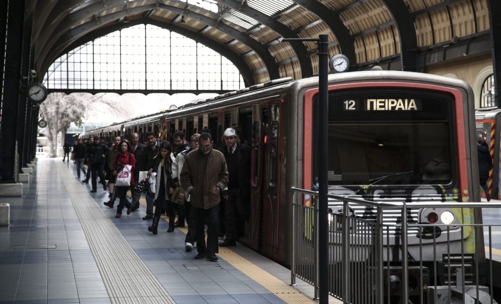 Στάση εργασίας σε μετρό, ηλεκτρικό, τραμ 10-2 - Τα τελευταία δρομολόγια