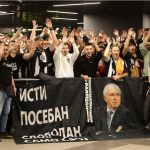 Υποδοχή στον Ομπράντοβιτς από οπαδούς της Παρτιζάν στο αεροδρόμιο