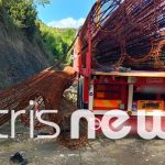 Σοβαρό εργατικό ατύχημα στην Ηλεία: Οδηγός καταπλακώθηκε από τόνους σιδερικών