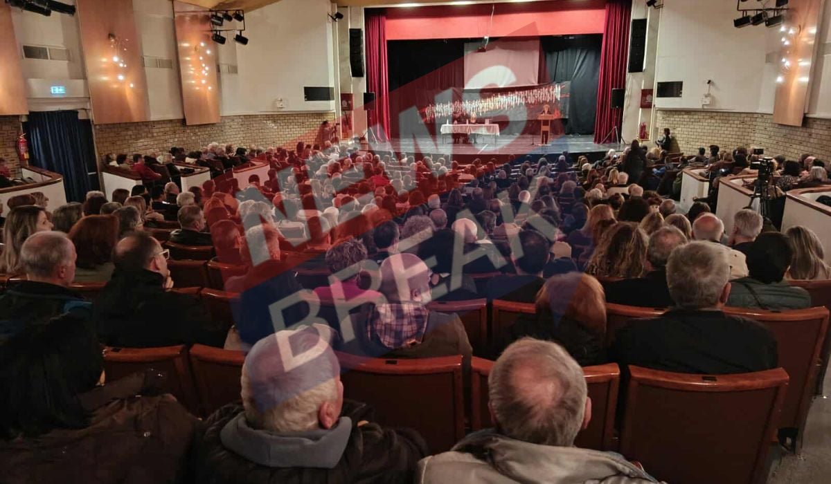 Χαμός στη Νάουσα για την ομιλία Καρυστιανού - Ρούτσι