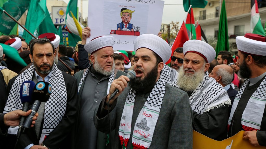 Ο Τραμπ θα χαρακτηρίσει την «Μουσουλμανική Αδελφότητα» τρομοκρατική οργάνωση