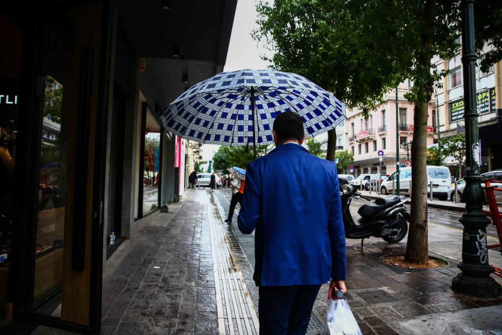Νέα επιδείνωση του καιρού με βροχές και καταιγίδες - Τι θα γίνει στην Αττική