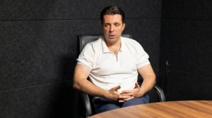 Το Politico δείχνει την έξοδο στον Ζελένσκι;