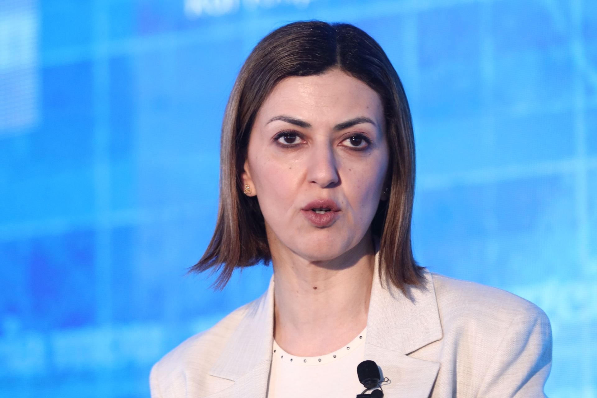 Αναβρασμός στη ΝΔ για την Αγαπηδάκη – Έριξε «λάδι στη φωτιά» το post για τα ΕΛΤΑ