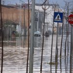 Σφοδρές πλημμύρες στην Αλβανία - Μία νεκρή, εκατοντάδες εγκατέλειψαν τα σπίτια τους