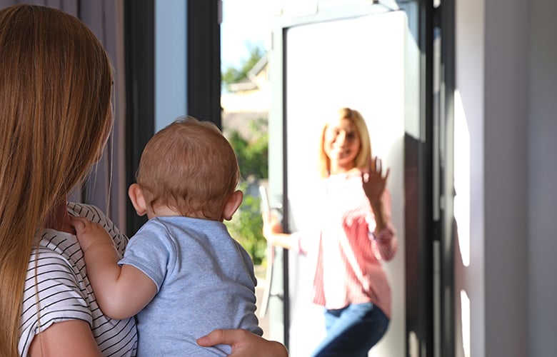 Παπαθανάσης: 56 εκατ. ευρώ μέσω ΕΣΠΑ για την καθολική υλοποίηση της δράσης «Νταντάδες της γειτονιάς»