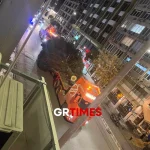 Έφτασε στη Θεσσαλονίκη το 18 μέτρων χριστουγεννιάτικο δέντρο