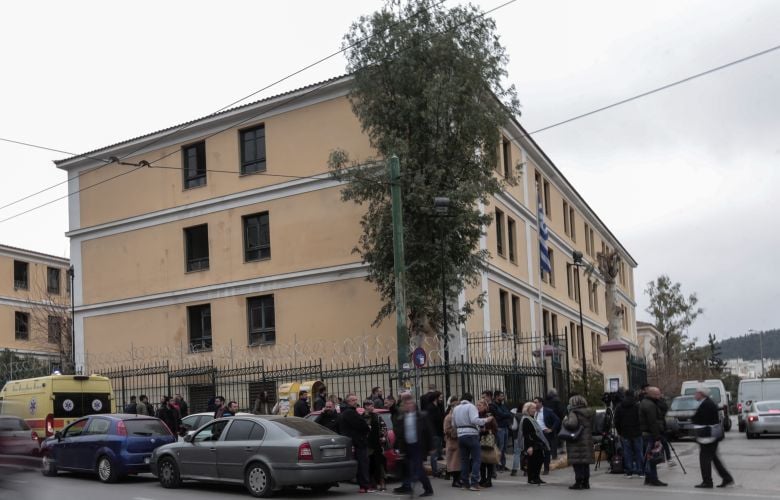 Δίωξη για βαρύτατα αδικήματα σε βάρος των 44 μελών του κυκλώματος που έκλεβε και εξαπατούσε πολίτες με…τζίρο εκατομμυρίων