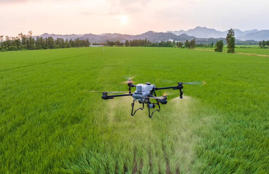 Έρχονται στην Ευρώπη τα καινούργια αγροτικά drone ναυαρχίδες της DJI - Profi