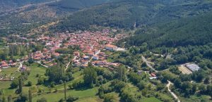 to-elegktiko-synedrio-diatyponei-enstaseis-gia-tin-apotelesmatikotita-ton-programmaton-anadasosis-245016