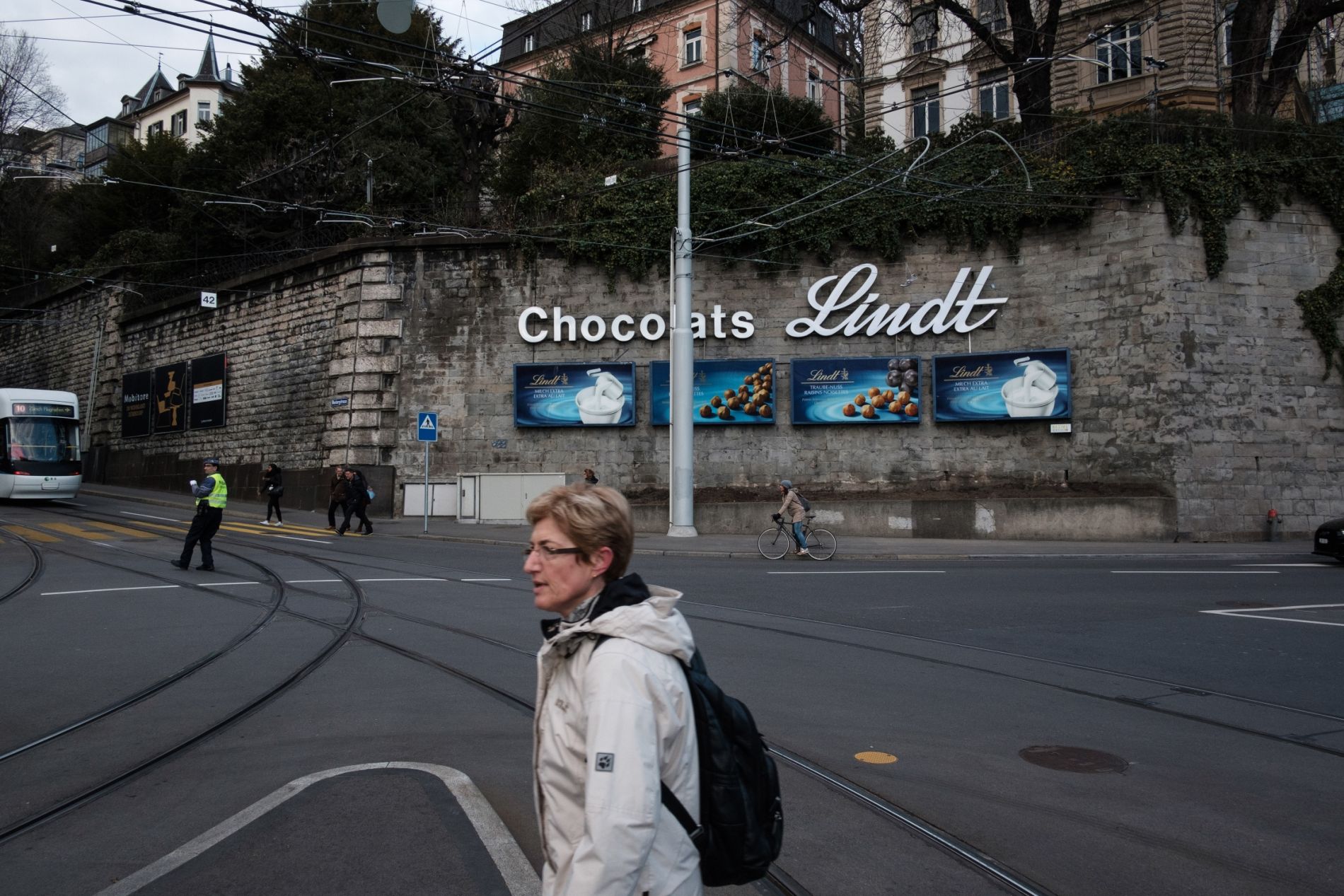 Με την Ελβετία είναι αλλιώς: Μείωση των αμερικανικών δασμών στο 15%