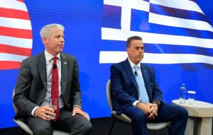 Συμφωνία ανάμεσα σε ExxonMobil, HELLENiQ Energy και Energean για τους υδρογονάνθρακες στο Ιόνιο – Η πρώτη γεώτρηση μετά από 40 χρόνια