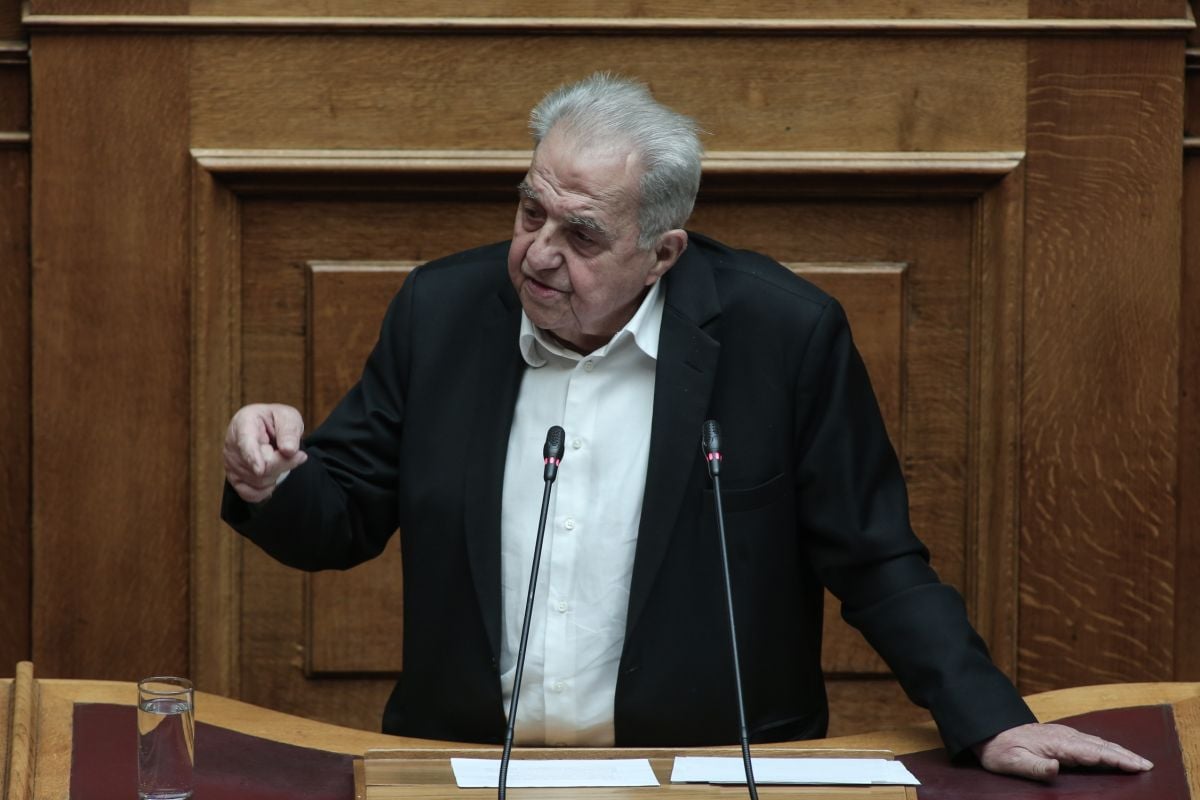 Αλέκος Φλαμπουράρης: Ο άνθρωπος πίσω από τον Τσίπρα - Η ζωή, η πορεία και το παρασκήνιο