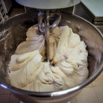 Πως εγκλωβίστηκε θανάσιμα η 49χρονη σε μηχάνημα φούρνου στο Δάμασι Λάρισας – Τι έδειξε η ιατροδικαστική έκθεση