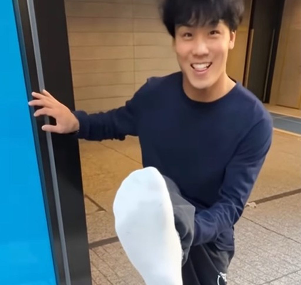 Ιάπωνας απέδειξε πως το Τόκιο είναι πεντακάθαρη πόλη και έγινε viral