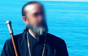 Προφυλακίστηκε ο ρασοφόρος παλαιοημερολογίτης για διακίνηση ναρκωτικών – Είχε…καβάτζα για κοκαΐνη εκκλησία στην Λιοσίων