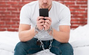 Διαδίκτυο: Αυτοί οι κολοσσοί αποφασίζουν πότε θα «πέσει» το Internet