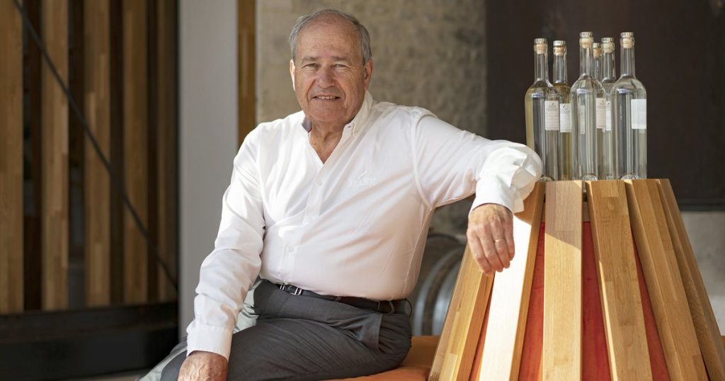 Ο γαλλικός οινικός κλάδος αποφεύγει νέο φορολογικό πλήγμα